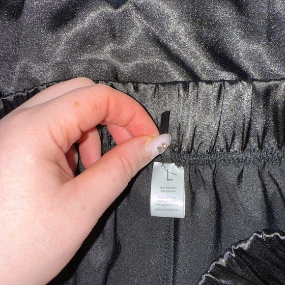 Black and Pink Satin Sleepwear Set - Picture 3 of 3